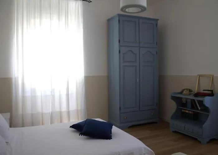 Apartament Iron-bridge House, Elegant Bay Front *