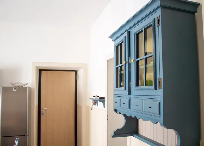 Apartament Iron-bridge House, Elegant Bay Front *